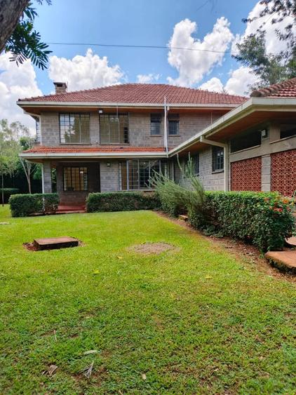 4 Bed House with En Suite in Runda 4 Bed House with En Suite in Runda