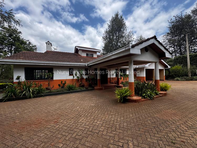 4 Bed House with En Suite in Runda