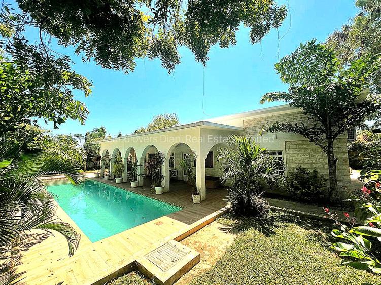 3 Bed Villa with En Suite in Diani