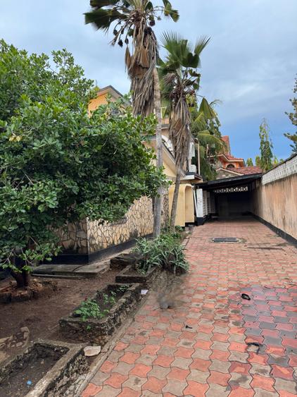 4 Bed House with En Suite in Shanzu 4 Bed House with En Suite in Shanzu