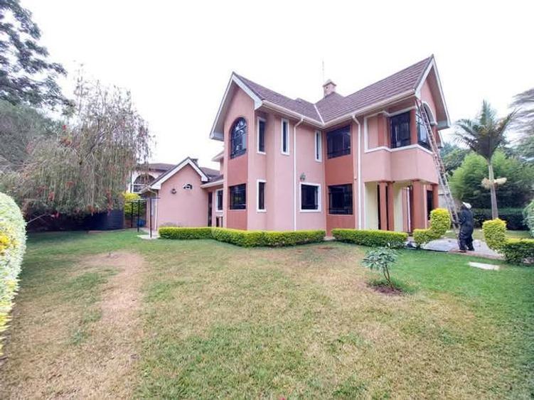 4 bed house with en suite at muthangari garden