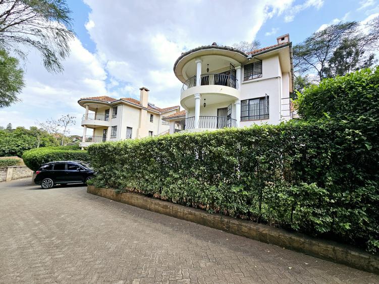 5 Bed Townhouse with En Suite at Lavington