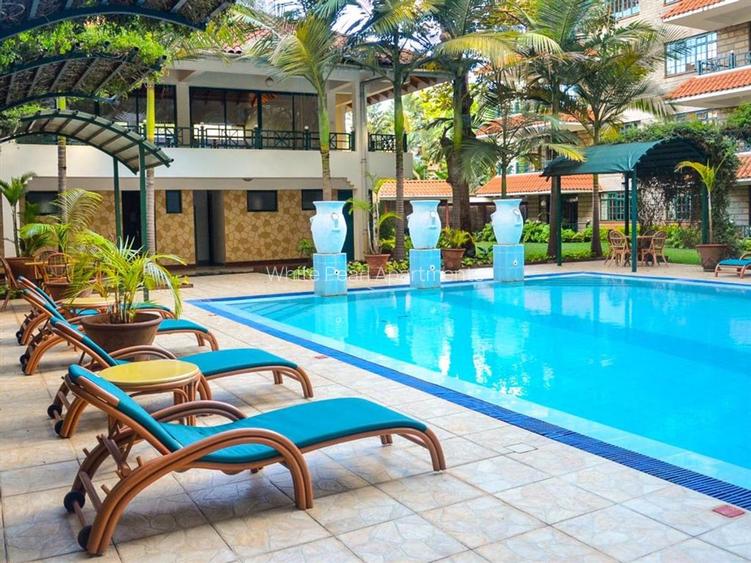 Serviced 1 Bed Apartment with Swimming Pool in Rhapta Road