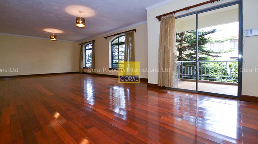 3 Bed Apartment in Riverside