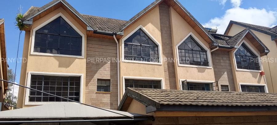 5 Bed Villa with En Suite in Lavington