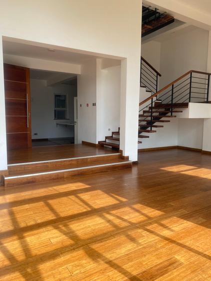 4 Bed Townhouse with En Suite at Kabasiran Avenue 4 Bed Townhouse with En Suite at Kabasiran Avenue