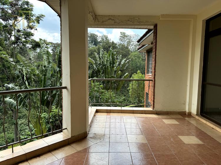 3 Bed Apartment with En Suite in Rhapta Road