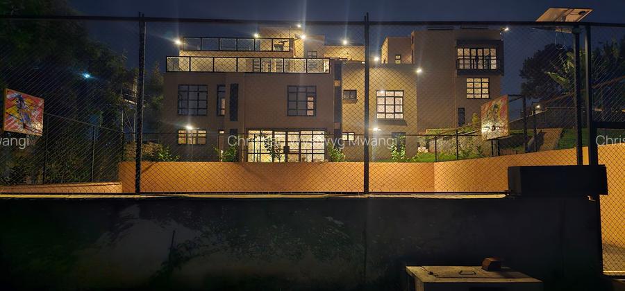 3 Bed Apartment with En Suite at Utheri Drive