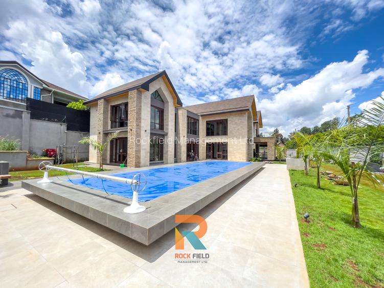 4 Bed House with En Suite in Runda