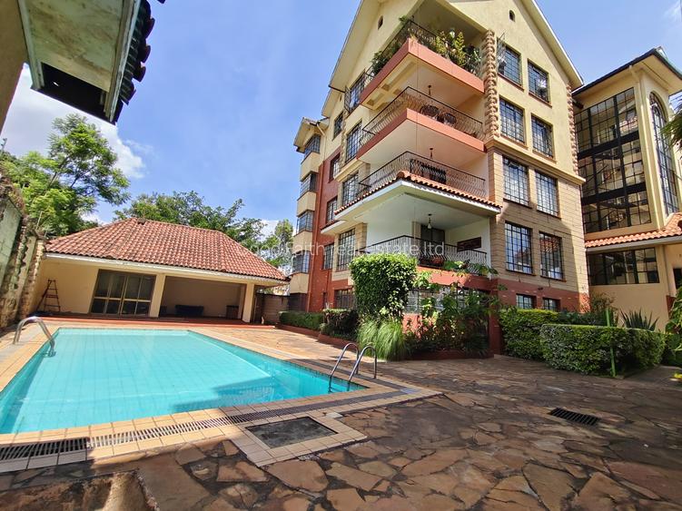 3 Bed Apartment with En Suite in State House