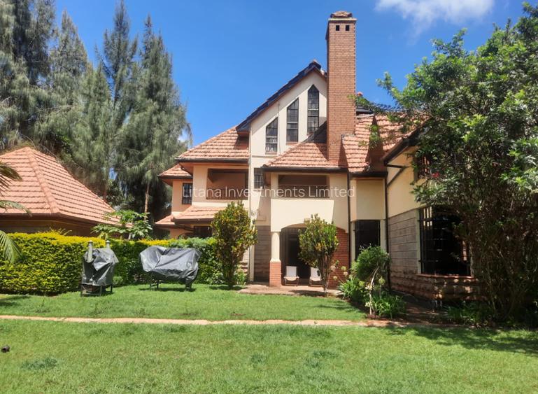 5 Bed House with En Suite at Old Runda