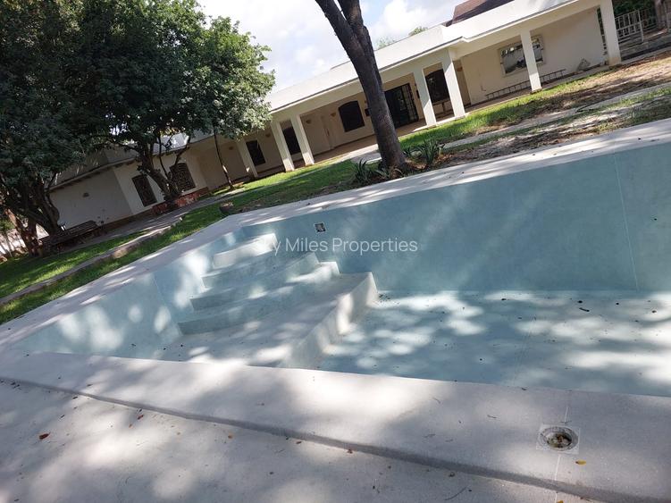 4 Bed Villa with En Suite at Malindi