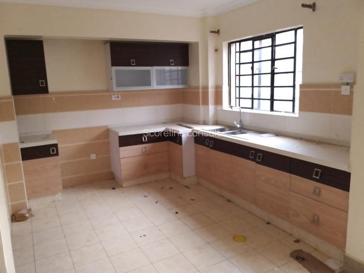 3 Bed Apartment with En Suite in Ruaka