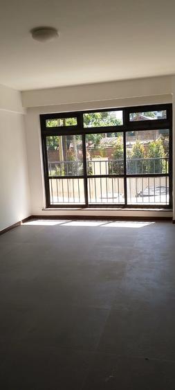 2 Bed Apartment with En Suite in Riverside