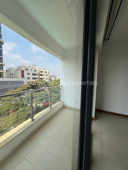 Serviced 2 Bed Apartment with En Suite in Westlands Area