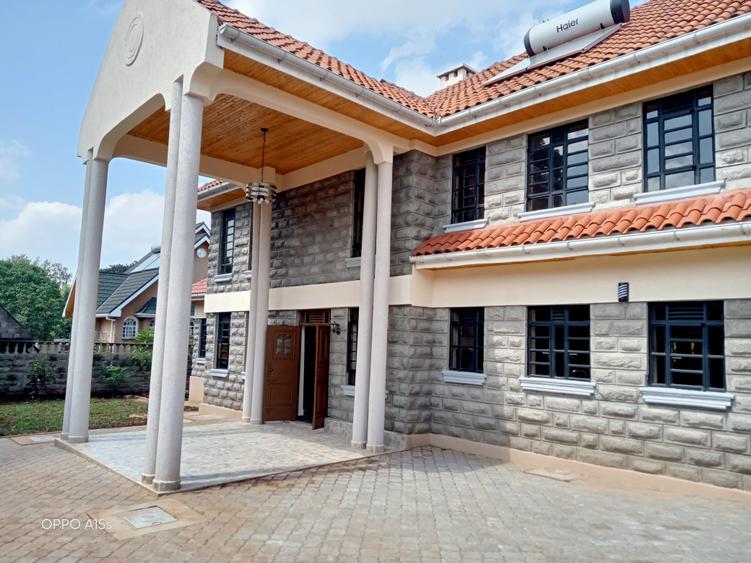 7 Bed House with En Suite in Kitisuru