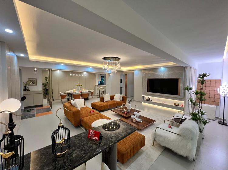 5 Bed Apartment with Swimming Pool in Kilimani