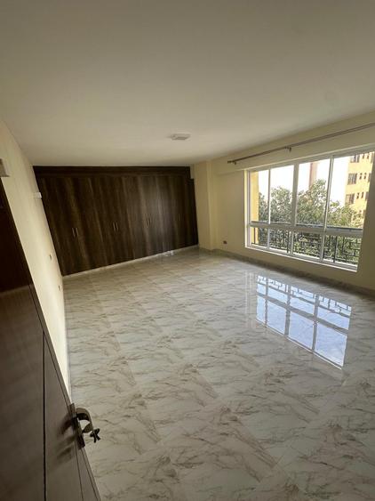 3 Bed Apartment with En Suite in Lavington 3 Bed Apartment with En Suite in Lavington