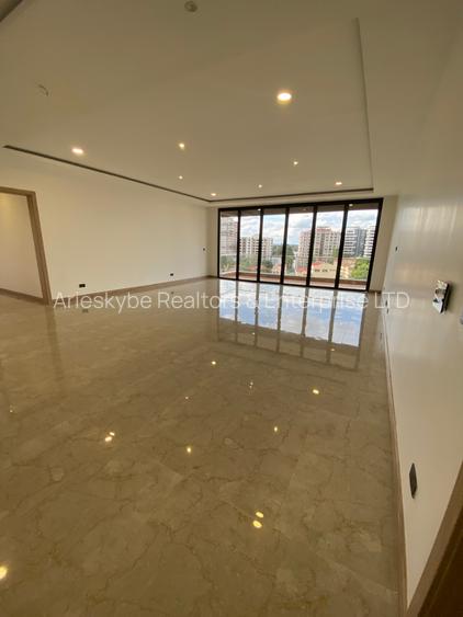 Serviced 4 Bed Apartment with En Suite in Spring Valley