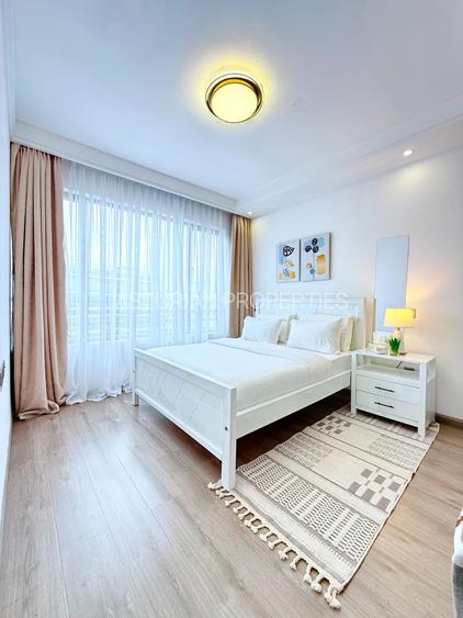 Furnished 3 Bed Apartment with En Suite in Riverside