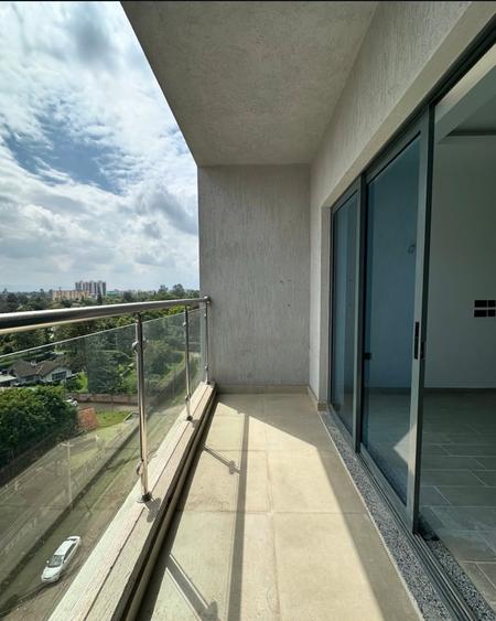 3 Bed Apartment with En Suite in Lavington