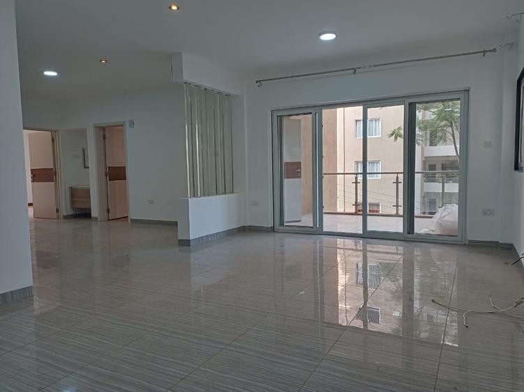 3 Bed Apartment with En Suite in Rhapta Road