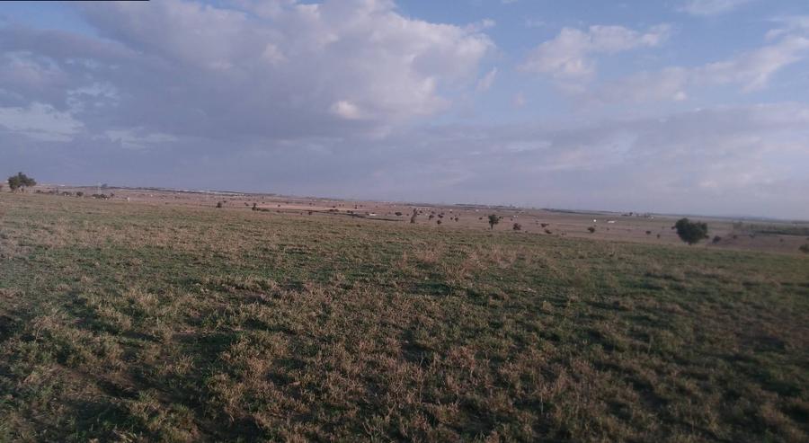 10 ac land at kisanju area