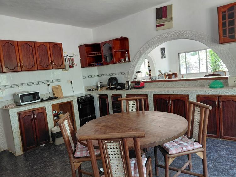 7 Bed Villa with En Suite at Turtle Bay - Bild 6