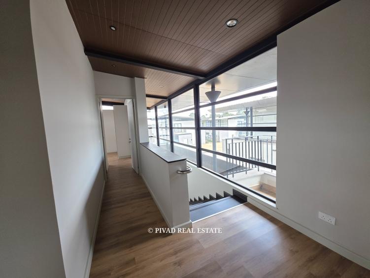 4 Bed Townhouse with Swimming Pool in Runda - Bild 4