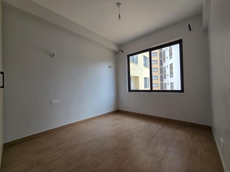 2 Bed Apartment with En Suite at Garden City - Aanzicht 6