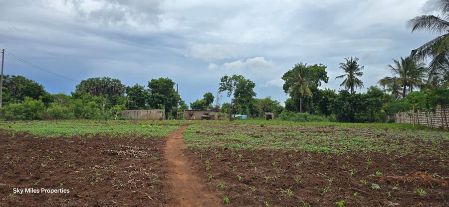 4.5 ac Land at Mtwapa - Więcej