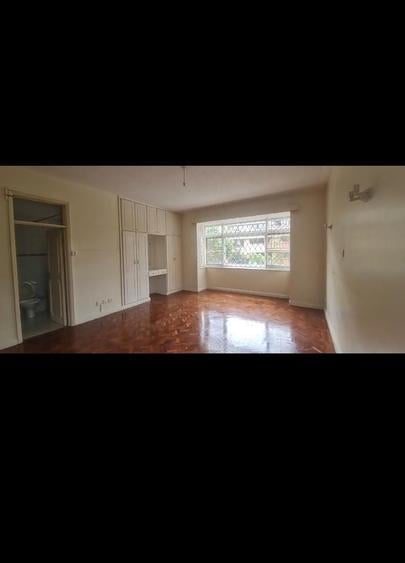 3 Bed Apartment with En Suite in Rhapta Road - Mehr