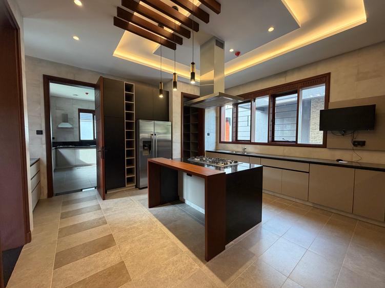 4 Bed House with En Suite in Runda - Ansicht 4