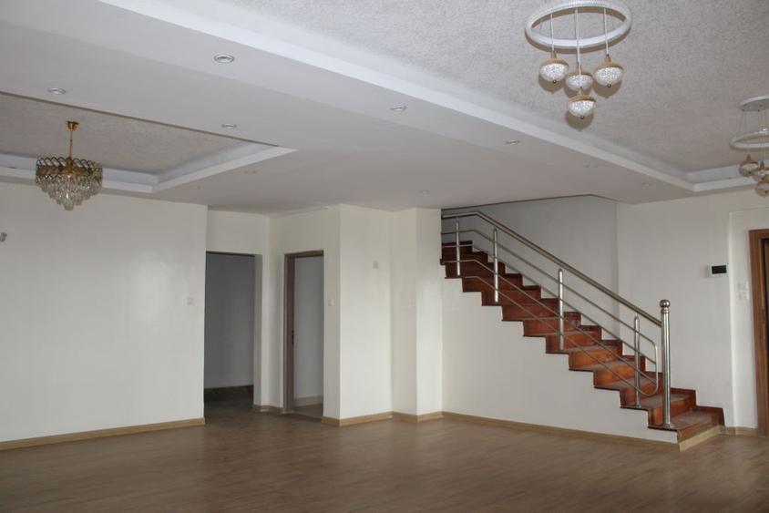 5 Bed Apartment with En Suite in Parklands - Bild 4