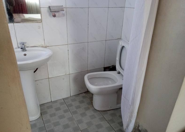 Furnished Commercial Property with Service Charge Included in South B - Widok 5