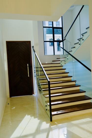 5 Bed Villa with En Suite at 2026-377 - Widok 4