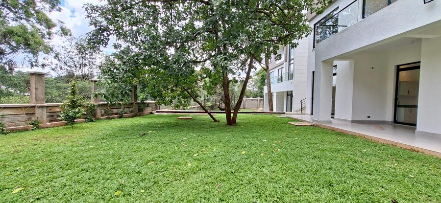 6 Bed House with En Suite at Off Peponi Road - Aanzicht 2
