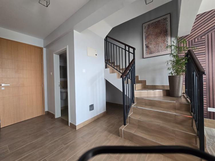 2 Bed Apartment with En Suite at Garden City - Aanzicht 5