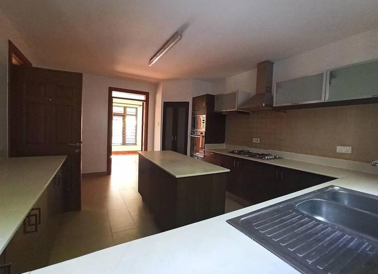 5 Bed Villa in Lavington - Vista 2