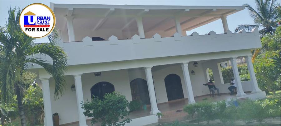 3 Bed Villa with En Suite in Watamu - Vista 5
