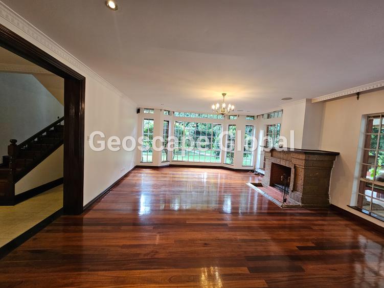 5 Bed House with En Suite in Runda - Bild 2