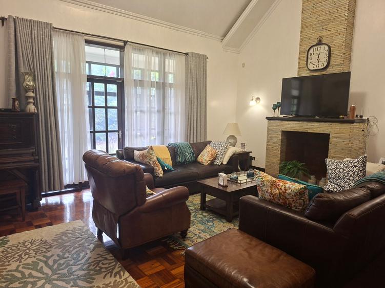 4 Bed Villa with En Suite at Rosslyn Lone Tree Estate Rd - Ansicht 5