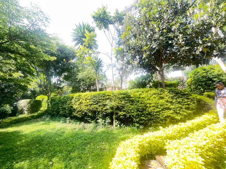 5 Bed House with En Suite in Thigiri - Aanzicht 3