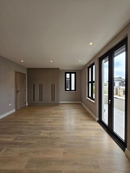 Serviced 3 Bed Apartment with En Suite in Runda – pohled 5