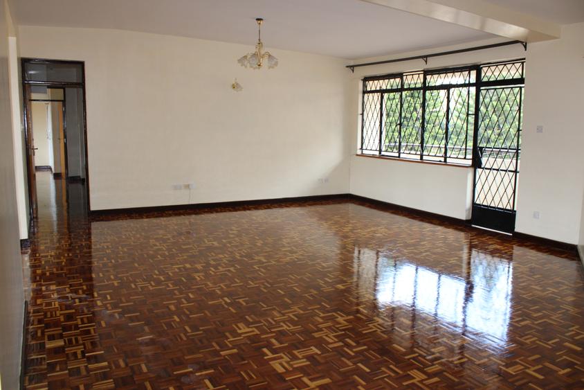 3 Bed Apartment with Swimming Pool in Kilimani - Widok 2