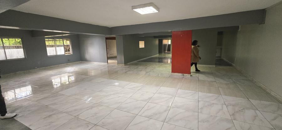 Commercial Property with Service Charge Included at Kilimani - Ansicht 6