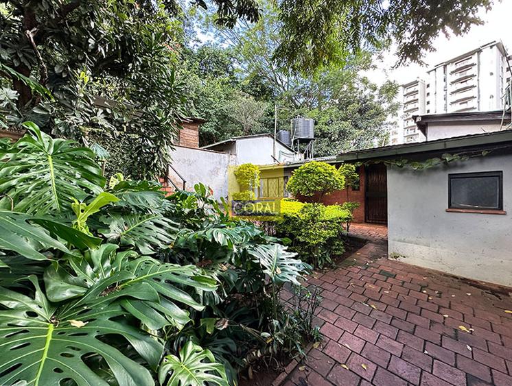 Land in Rhapta Road - Aanzicht 2
