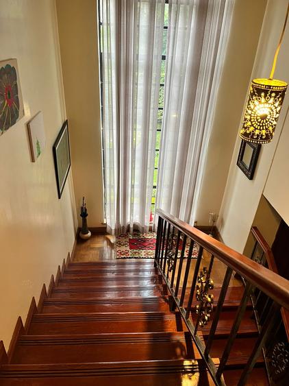4 Bed House with En Suite in Runda - Fler