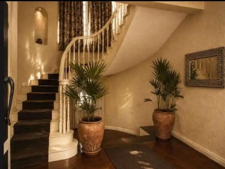 3 Bed Townhouse with Swimming Pool at Old Muthaiga - Aanzicht 5