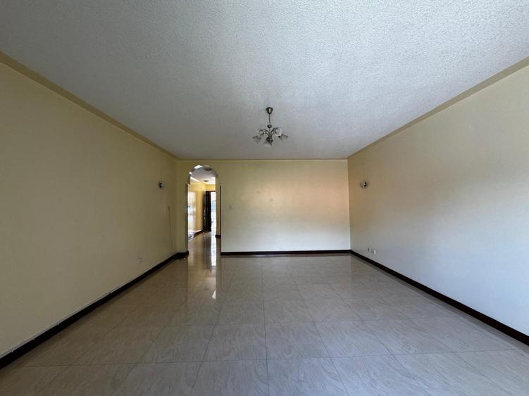 4 Bed Townhouse with En Suite in Brookside - Vista 2